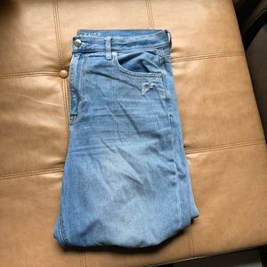 American Eagle distressed mom Jean medium wash
